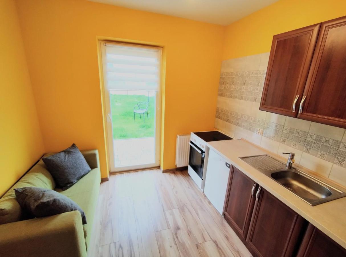 Yellow Apartment Wieliczka Exterior foto